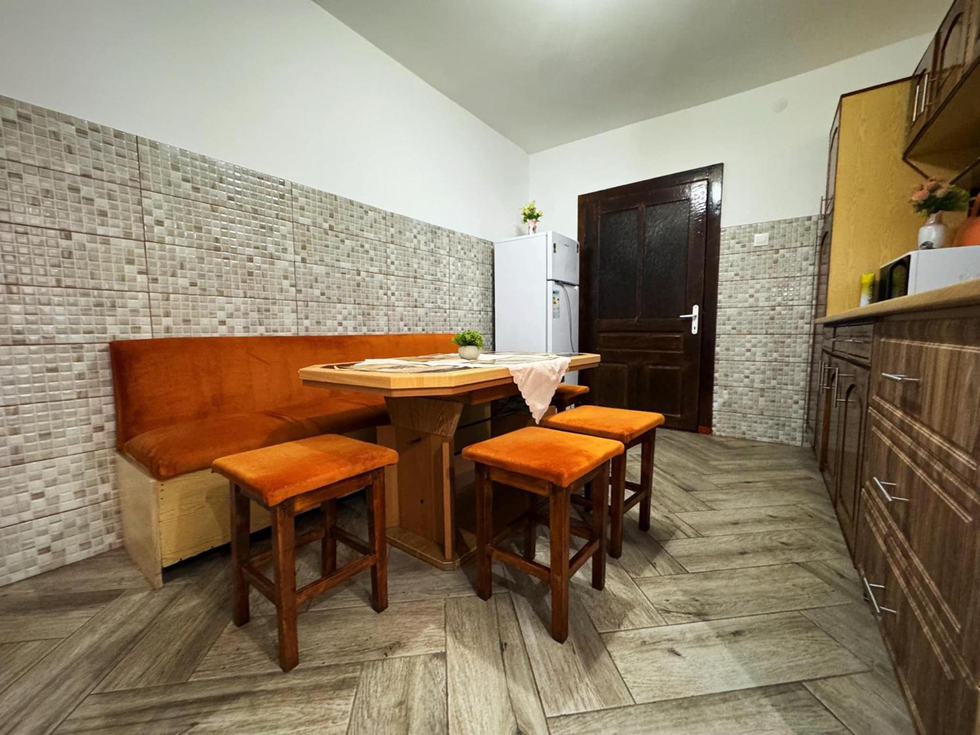 فندق Casa Mary Haţeg المظهر الخارجي الصورة